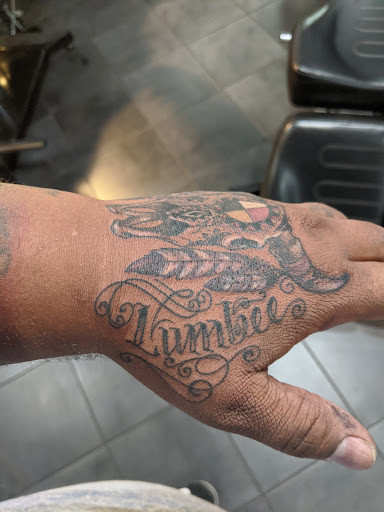 Tattoo Shop «Syndicate Tattoo», reviews and photos, 4010 Grass Valley Hwy, Auburn, CA 95602, USA