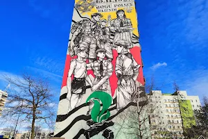 Mural XV Łódzkiej Drużyny Harcerzy „Zielony Płomień” . image