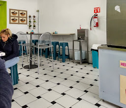 JUGOS Y LONCHES photo