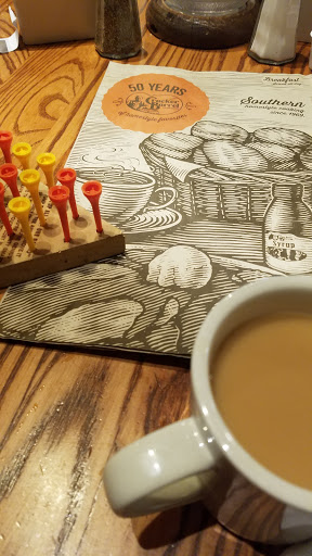 American Restaurant «Cracker Barrel Old Country Store», reviews and photos, 5706 Northridge Dr, Gurnee, IL 60031, USA