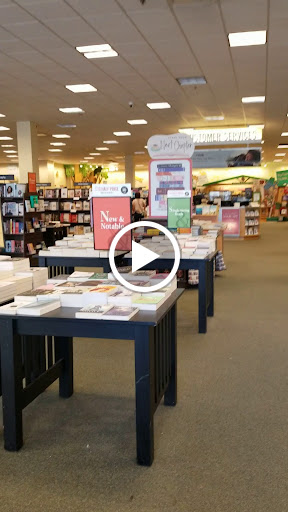 Barnes & Noble image