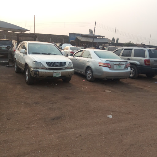 Digitrack Automobile Company ( Landrover, Benz, VW Audi And BMW, 631 ACMD vehicle Engineering Squadron Ikeja, Lagos, Nigeria, Auto Repair Shop, state Lagos