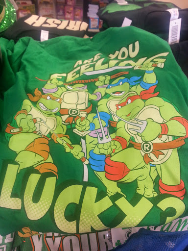 Variety Store «Five Below», reviews and photos, 13005 Lee Jackson Memorial Hwy, Fairfax, VA 22033, USA