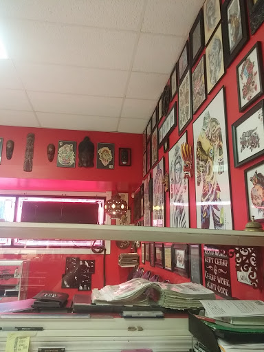 Tattoo Shop «Six1Six Tattoo Studio», reviews and photos, 526 Leonard St NW, Grand Rapids, MI 49504, USA