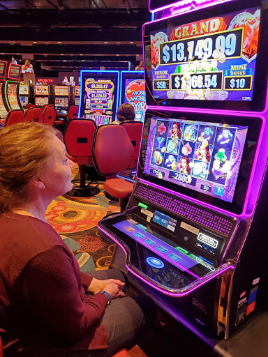 Resort «Mardi Gras Casino & Resort», reviews and photos, Greyhound Dr, Cross Lanes, WV 25313, USA