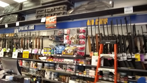 Sporting Goods Store «Big 5 Sporting Goods - Lakewood», reviews and photos, 5247 Lakewood Blvd, Lakewood, CA 90712, USA