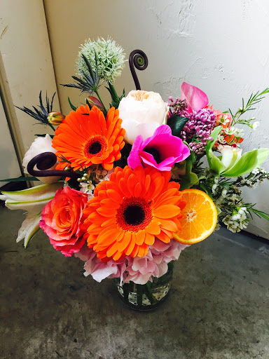 Florist «Petal and Crumb», reviews and photos, 86 Prospect St, Upton, MA 01568, USA