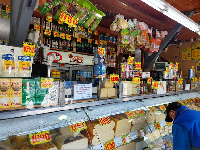 Quesos Arturito (Mercado Central)