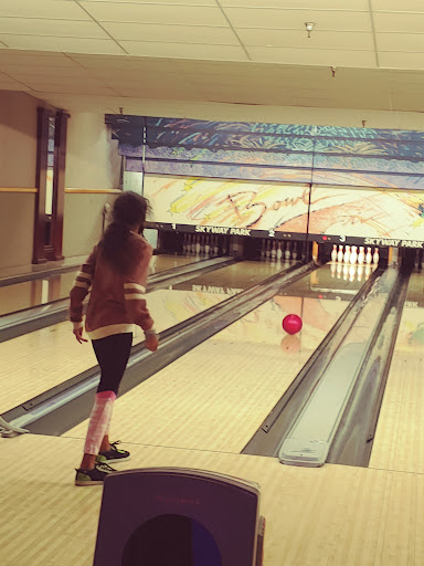 Bowling Alley «Skyway Park Bowl», reviews and photos, 11819 Renton Ave S, Seattle, WA 98178, USA