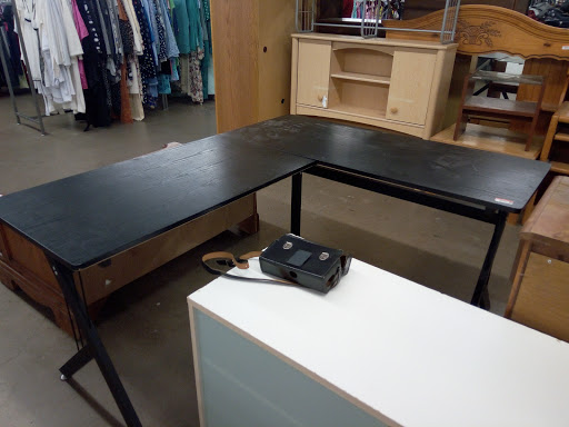 Thrift Store «McClintock & Southern Goodwill Retail Store & Donation Center», reviews and photos, 1546 E Southern Ave, Tempe, AZ 85282, USA