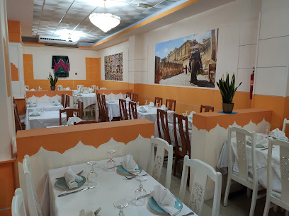 Samrat Restaurante Hindú - Carrer de Picasso, 2, 12005 Castelló de la Plana, Castelló, Spain