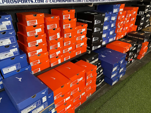 Sporting Goods Store «California Pro Sports», reviews and photos, 1740 Palos Verdes Dr N, Harbor City, CA 90710, USA