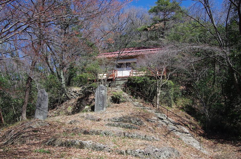 戸室山神社