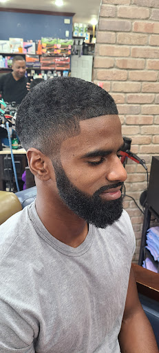 Barber Shop «Vip Style Barber Shop», reviews and photos, 3801 E Tremont Ave, Bronx, NY 10465, USA