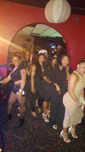 Night Club «Valentino Club Cafe», reviews and photos, 7150 W Grand Ave, Chicago, IL 60707, USA