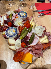 Charcuterie du Restaurant français Le Volet Qui Penche à Bayeux - n°4