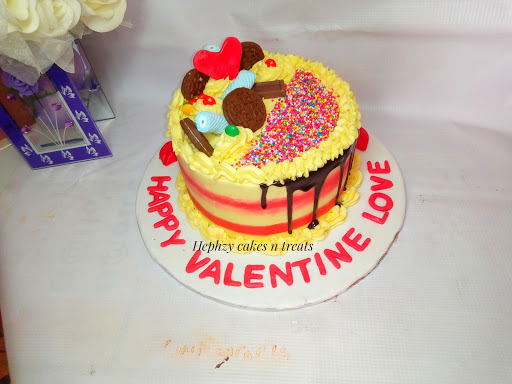Hephzy Cakes N Treats, Graceland Junction, Tanke Gaa Akanbi, 240222, Ilorin, Nigeria, Dessert Shop, state Oyo