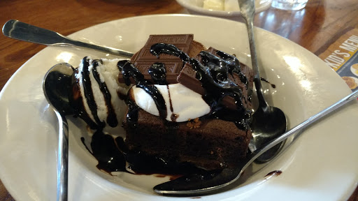 American Restaurant «Cracker Barrel Old Country Store», reviews and photos, 4 Merritt Blvd, Fishkill, NY 12524, USA