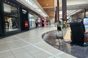 Great Lakes Mall image