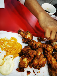 Plats et boissons du Restaurant de volaille Halal Fried Chicken à Asnières-sur-Seine - n°1