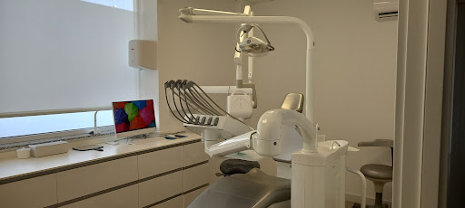 CLINICA DENTAL ESCÁMEZ en Pilar de la Horadada, Alicante