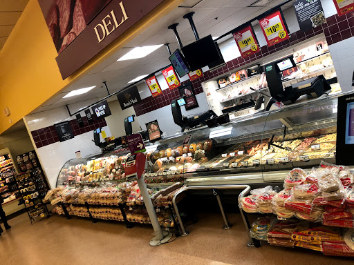 Supermarket «Super Stop & Shop», reviews and photos, 164 Main St, Saugus, MA 01906, USA