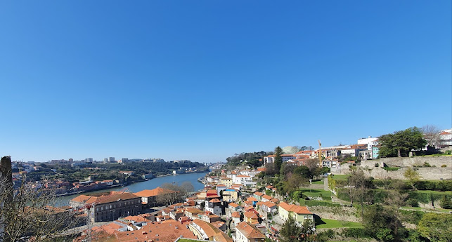 Avaliações doLUXIMOS Christie´s PORTO E NORTE DE PORTUGAL em Porto - Imobiliária