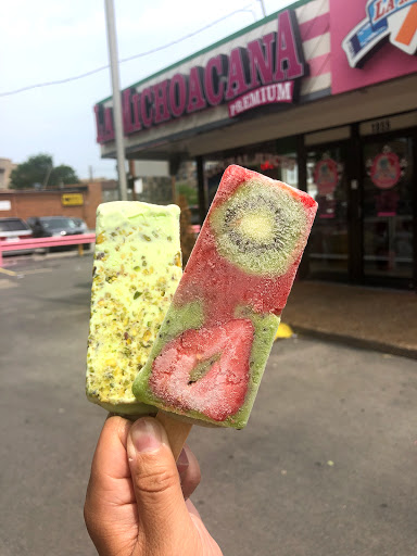 Ice Cream Shop «La Michoacana Premium Pilsen», reviews and photos, 1855 S Blue Island Ave, Chicago, IL 60608, USA