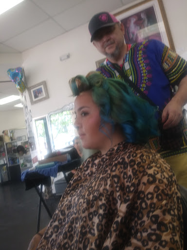 Beauty Salon «Forever You Etc Salon», reviews and photos, 11845 Perrin Beitel Rd, San Antonio, TX 78217, USA