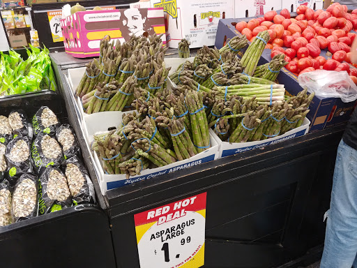 Supermarket «FoodMaxx Visalia», reviews and photos, 1550 N Ben Maddox Way, Visalia, CA 93292, USA