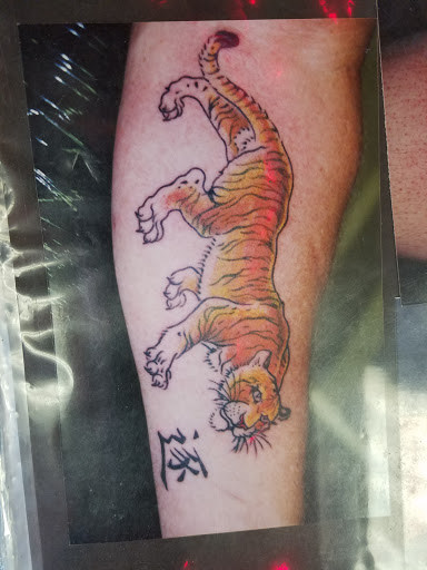 Tattoo Shop «Colorfast Studios», reviews and photos, 2536 N University Dr, Coral Springs, FL 33065, USA