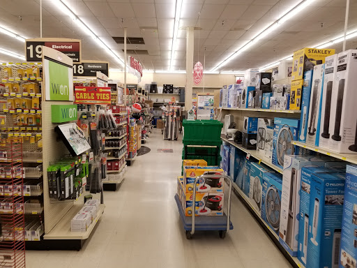 Hardware Store «Westlake Ace Hardware 090», reviews and photos, 4250 S 50th St, Omaha, NE 68117, USA