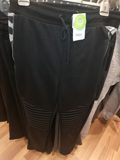 Stores to buy men's sweatpants Katowice