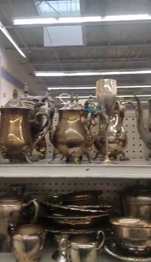 Association or Organization «Goodwill Industries of the Columbia Willamette», reviews and photos, 1943 SE 6th Ave, Portland, OR 97214, USA