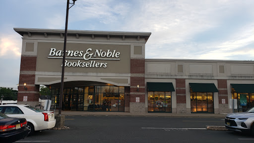 Book Store «Barnes & Noble», reviews and photos, 1180 Raritan Rd, Clark, NJ 07066, USA