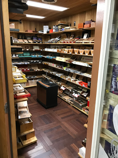 Liquor Store «Liquor Locker», reviews and photos, 1740 Dual Hwy, Hagerstown, MD 21740, USA