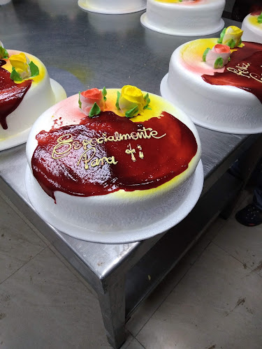 Opinii despre Son de Azúcar în Otavalo - Cafetería