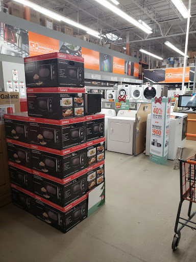 Shopping Mall «Crossroads Shopping Center», reviews and photos, 229 Hartford Ave, Bellingham, MA 02019, USA