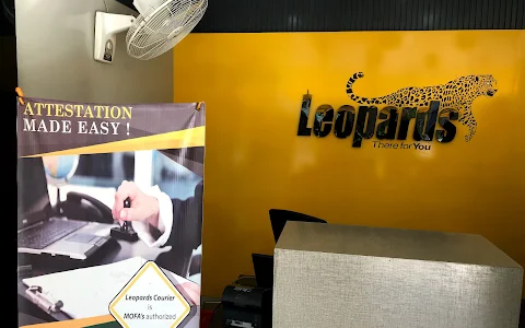 Leopards courier service image