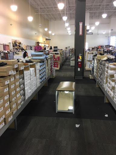 Shoe Store «DSW Designer Shoe Warehouse», reviews and photos, 1300 Huguenot Rd, Midlothian, VA 23113, USA