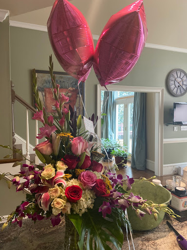 Florist «Summer Breeze Flowers & Gifts», reviews and photos, 9700 Medlock Bridge Rd #180, Johns Creek, GA 30097, USA