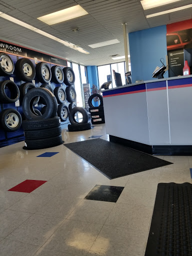 Tire Shop «Firestone Complete Auto Care», reviews and photos, 1001 Bridgewood Dr, Fort Worth, TX 76112, USA