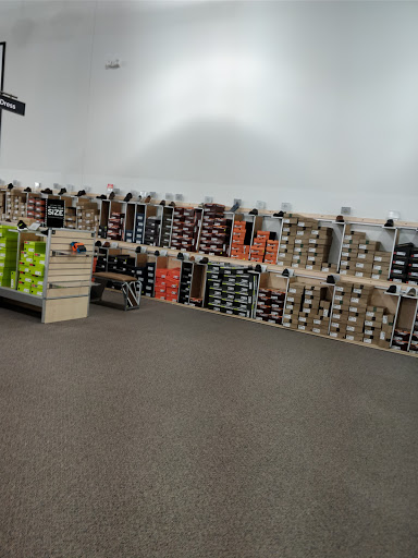 Shoe Store «DSW Designer Shoe Warehouse», reviews and photos, 6905 Mills Civic Pkwy, West Des Moines, IA 50266, USA