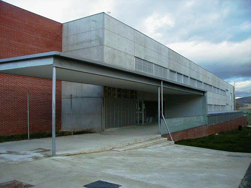 Colegio público MENDIGOITI en Pamplona