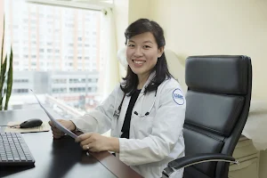 Xiaojun Guo, MD＆Li Kong, MD, PHD. －Family practice physician image