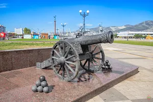 Museum of ancient cannons and anchors in the open air image