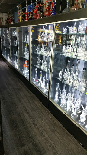 Tobacco Shop «Smokin Spades Premier Smoke and Vapor Shop», reviews and photos, 11180 W Flagler St #7, Miami, FL 33174, USA