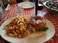 Hamburger végétarien du Restaurant La Ferme à Dédé à Grenoble - n°7