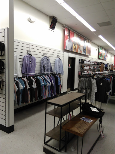 Department Store «T.J. Maxx», reviews and photos, 105 E Street Rd, Feasterville-Trevose, PA 19053, USA