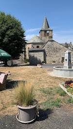 Église Sainte-Marie du Restaurant Pastissier Colette à Cassuéjouls - n°1